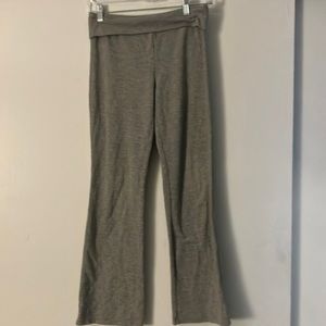 grey sweatpants